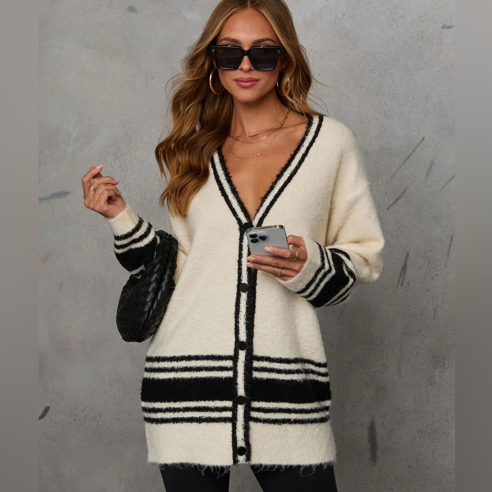 VICI Button Down Long Cardigan Sweater Small 4 6 Oversized Fit NWT Black Ivory